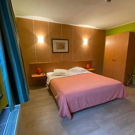 Hotel In Den Hoek Holsbeek Екстер'єр фото